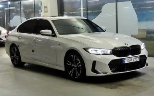 중고차시세정보 3시리즈 (G20) 320i M 스포츠 매물 사진 8 - 2024/08 16,461km